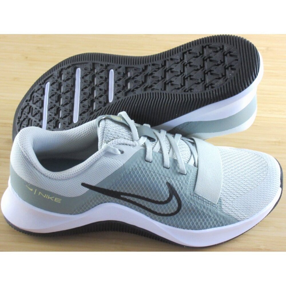 Nike Women's MC Trainer 2 Running Shoes Light Silver Black Green Sizes NIB - Picture 2 of 7